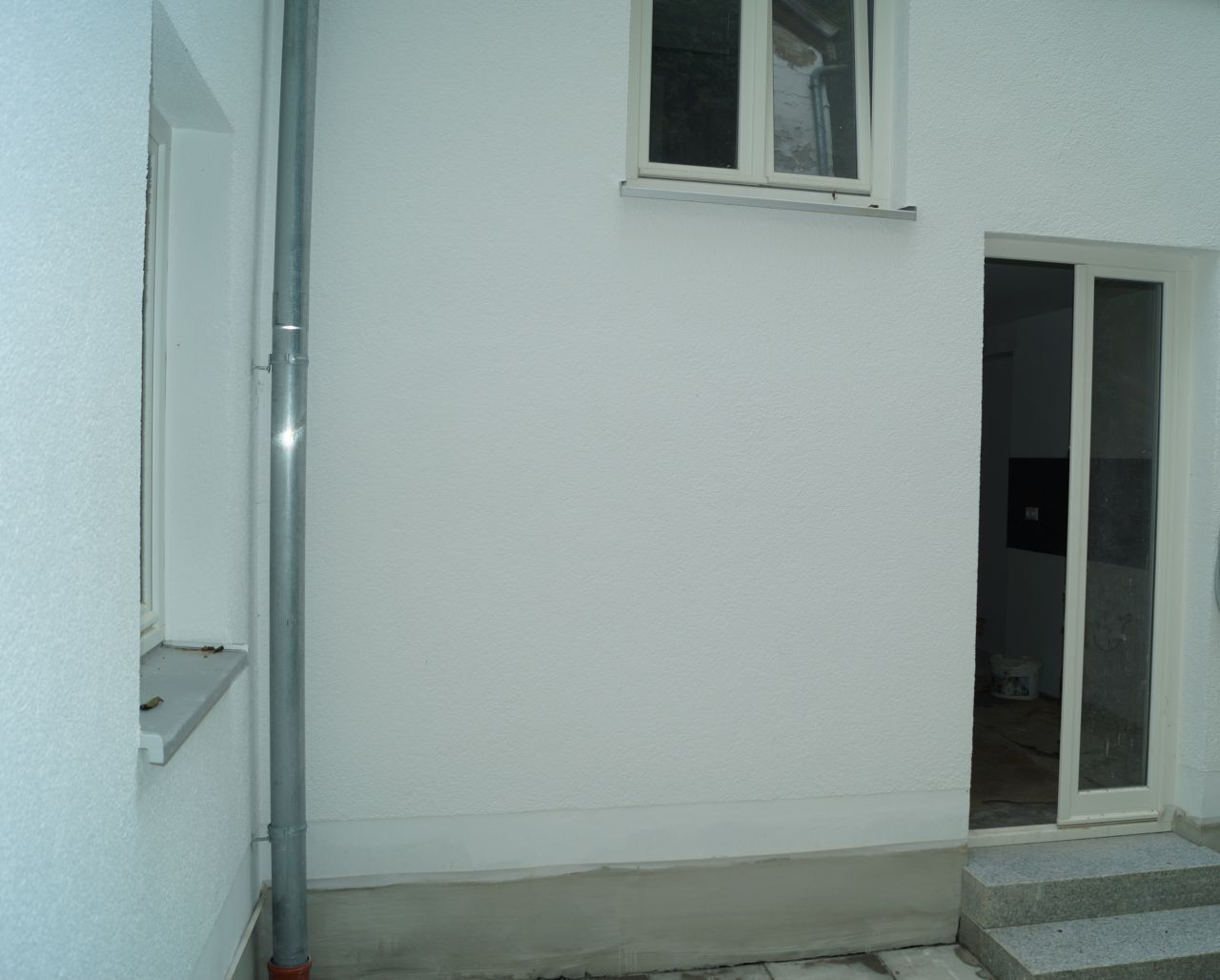 Neuwertige 2-Zimmer Wohnung mit Küche (auch für Studenten) 