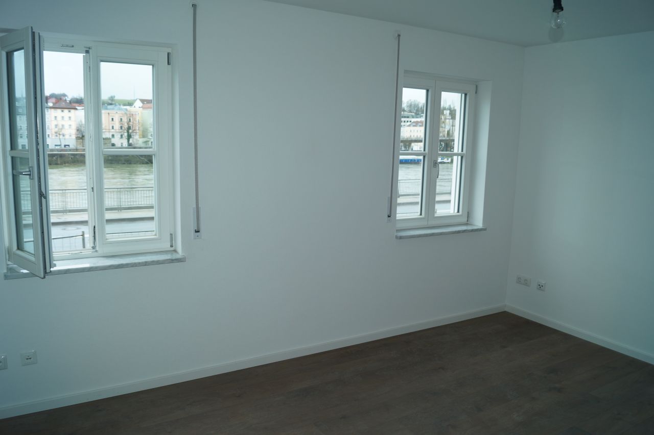 Neuwertige 2-Zimmer Wohnung mit Küche (auch für Studenten) 