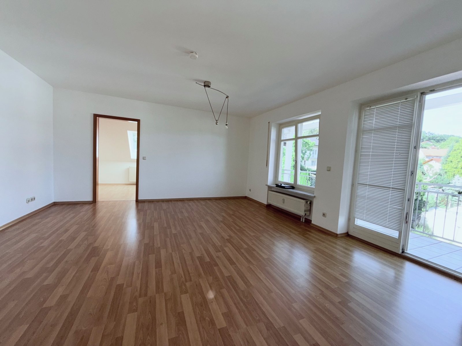 Perfekte 3,5-Zimmer Stadtwohnung mit Balkon und Stellplatz