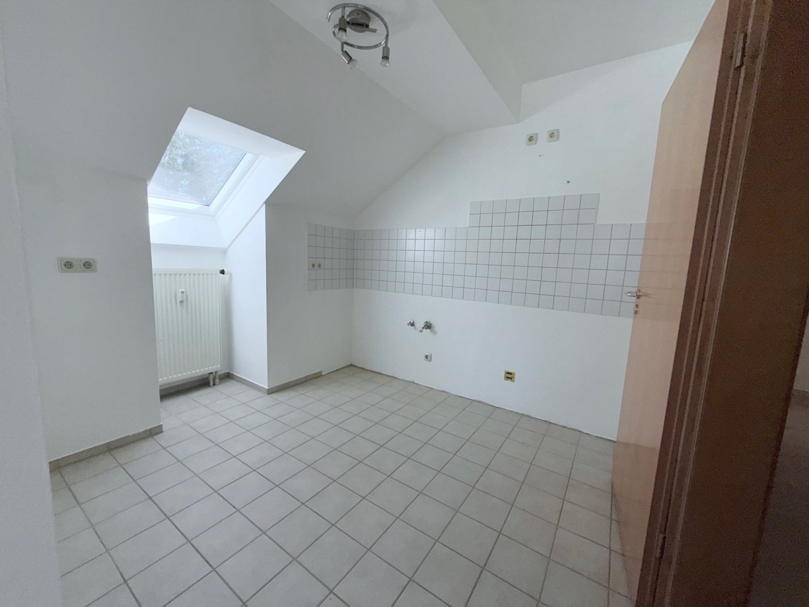 Perfekte 3,5-Zimmer Stadtwohnung mit Balkon und Stellplatz