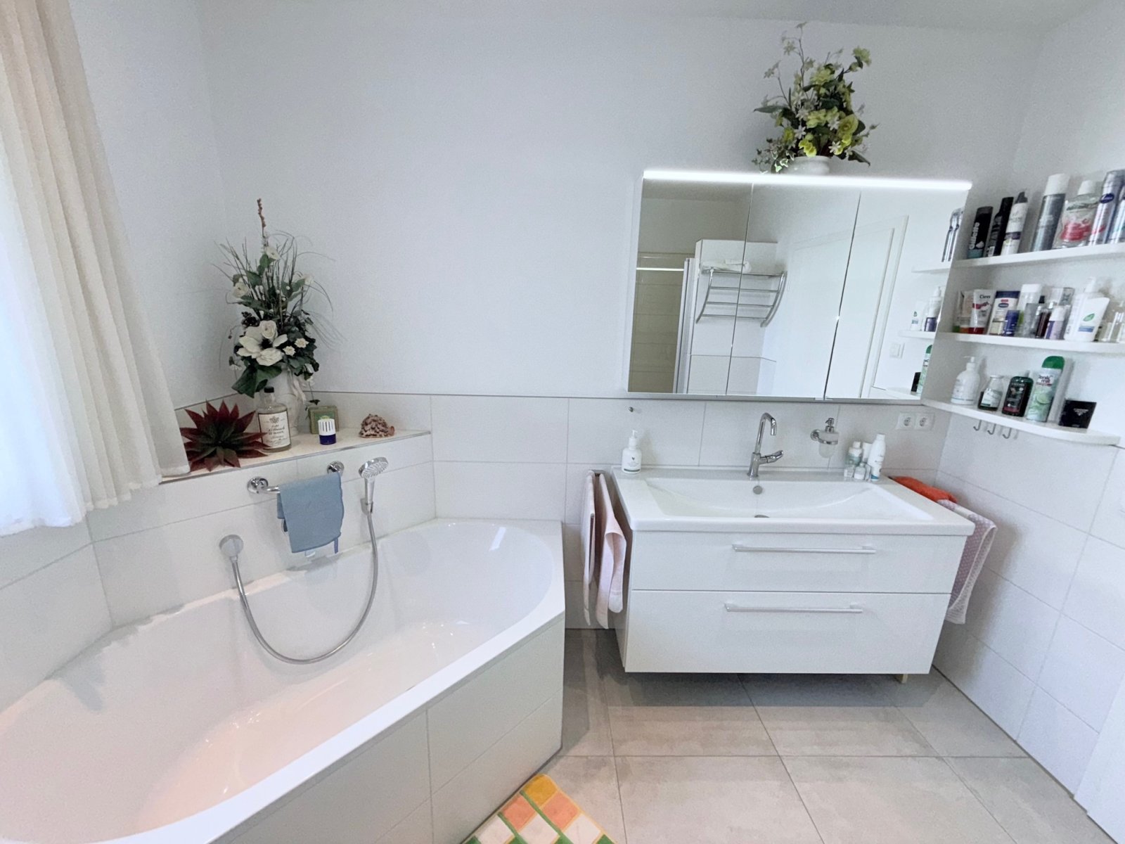 Hochwertiger Bungalow in traumhafter, grüner Wohnsiedlungslage