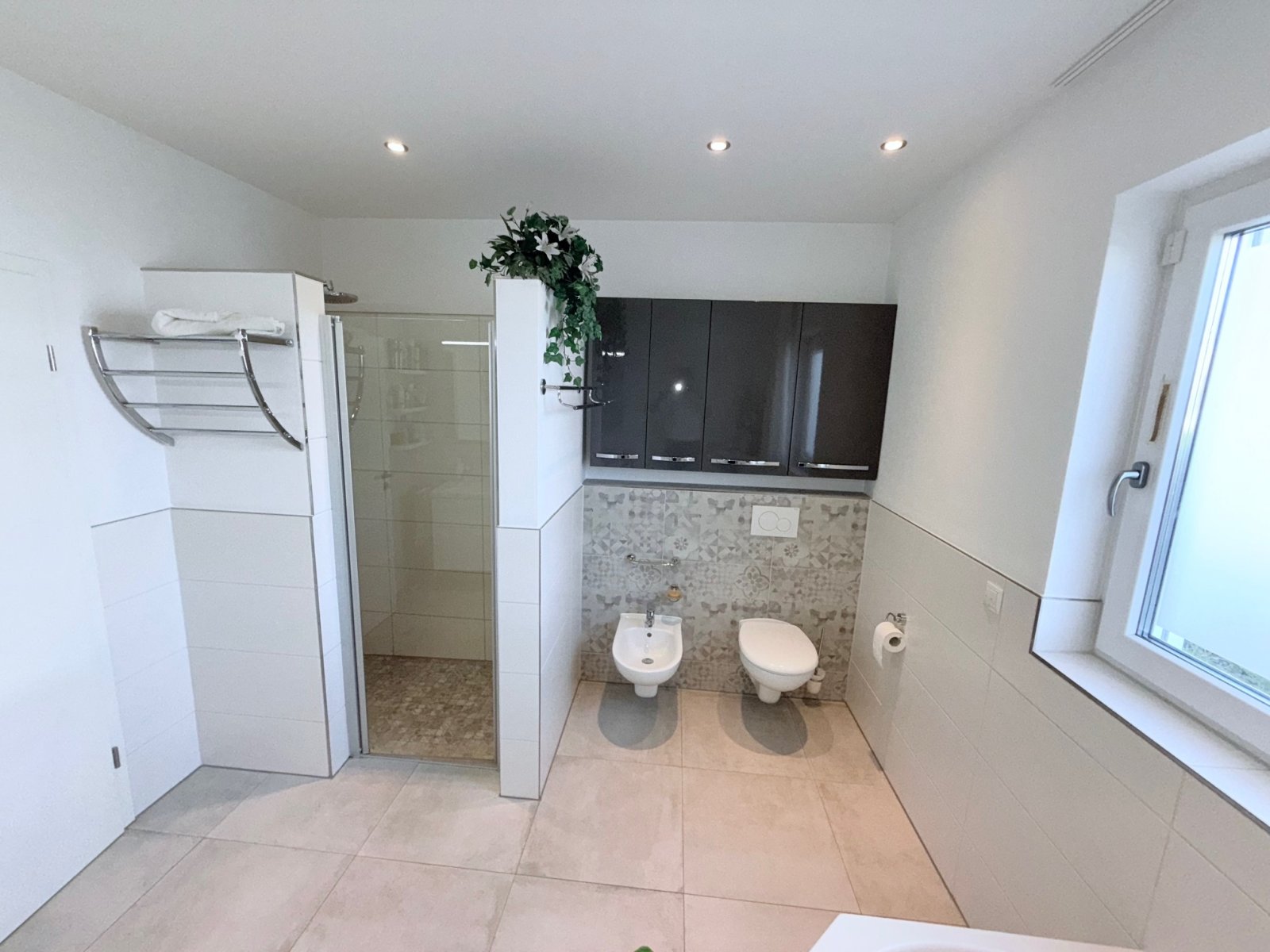 Hochwertiger Bungalow in traumhafter, grüner Wohnsiedlungslage