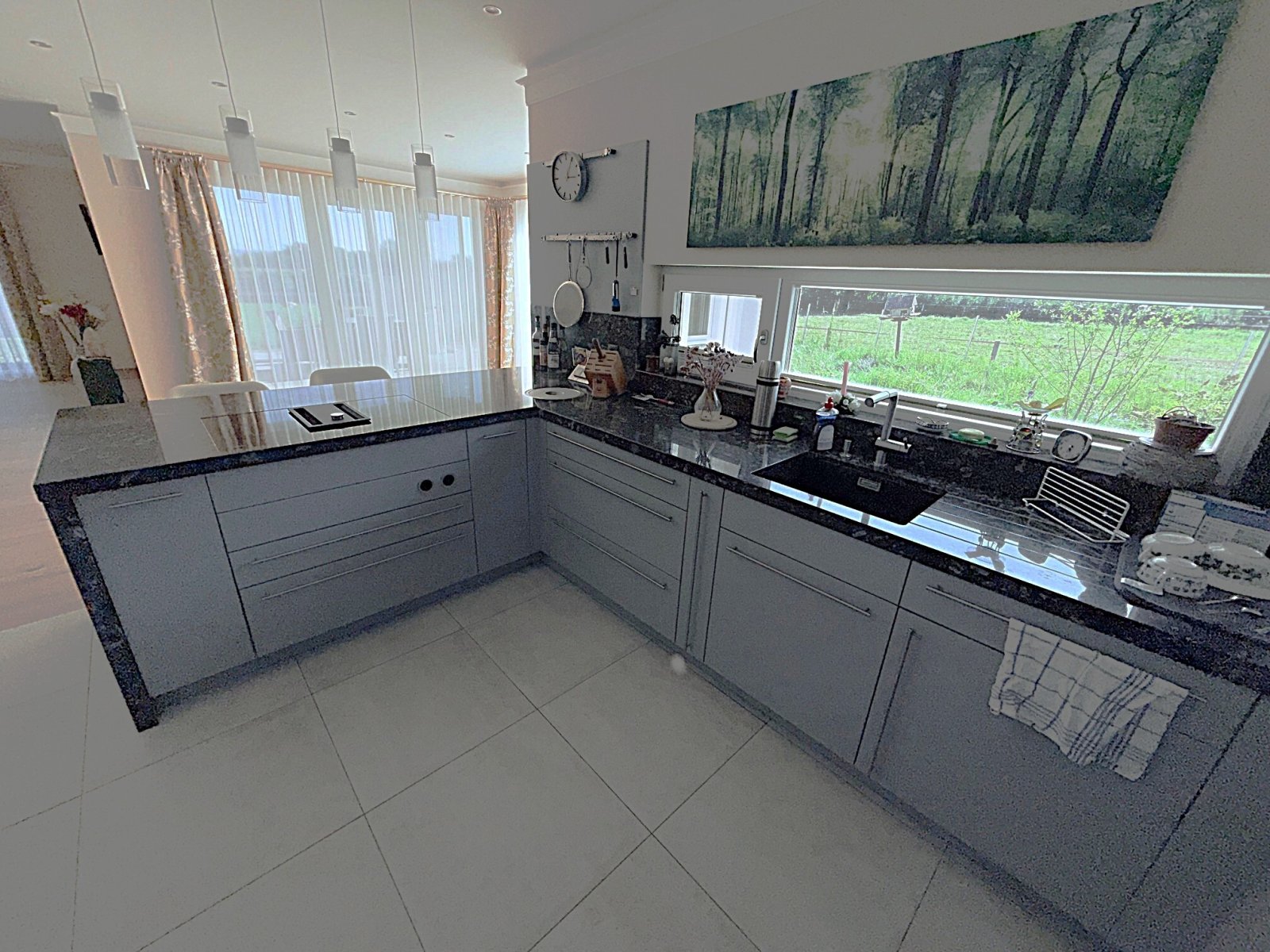 Hochwertiger Bungalow in traumhafter, grüner Wohnsiedlungslage