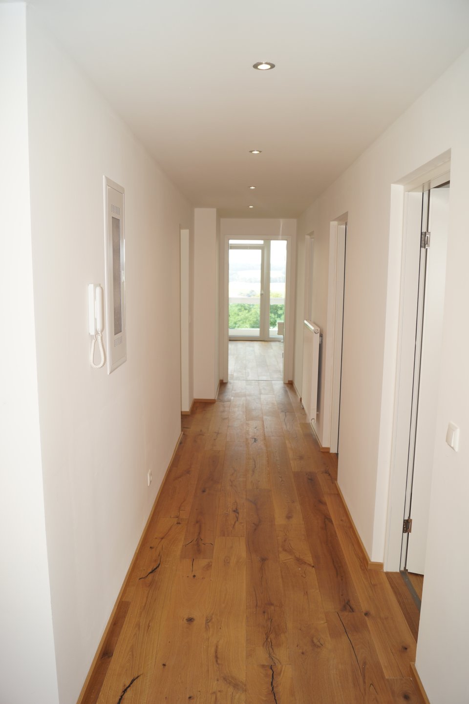 Luxus Panorama Wohnung mit Balkon / Zweitbezug