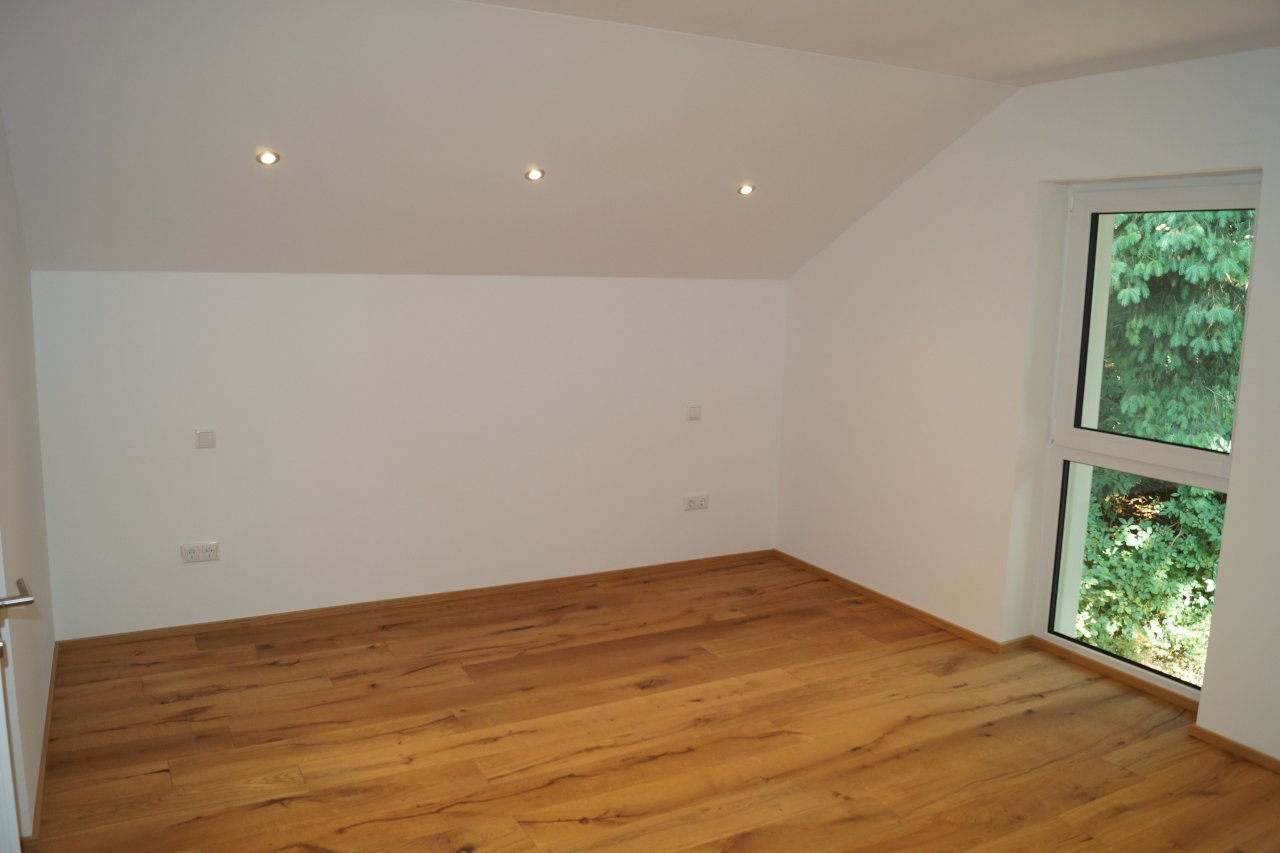 Luxus Panorama Wohnung mit Balkon / Zweitbezug