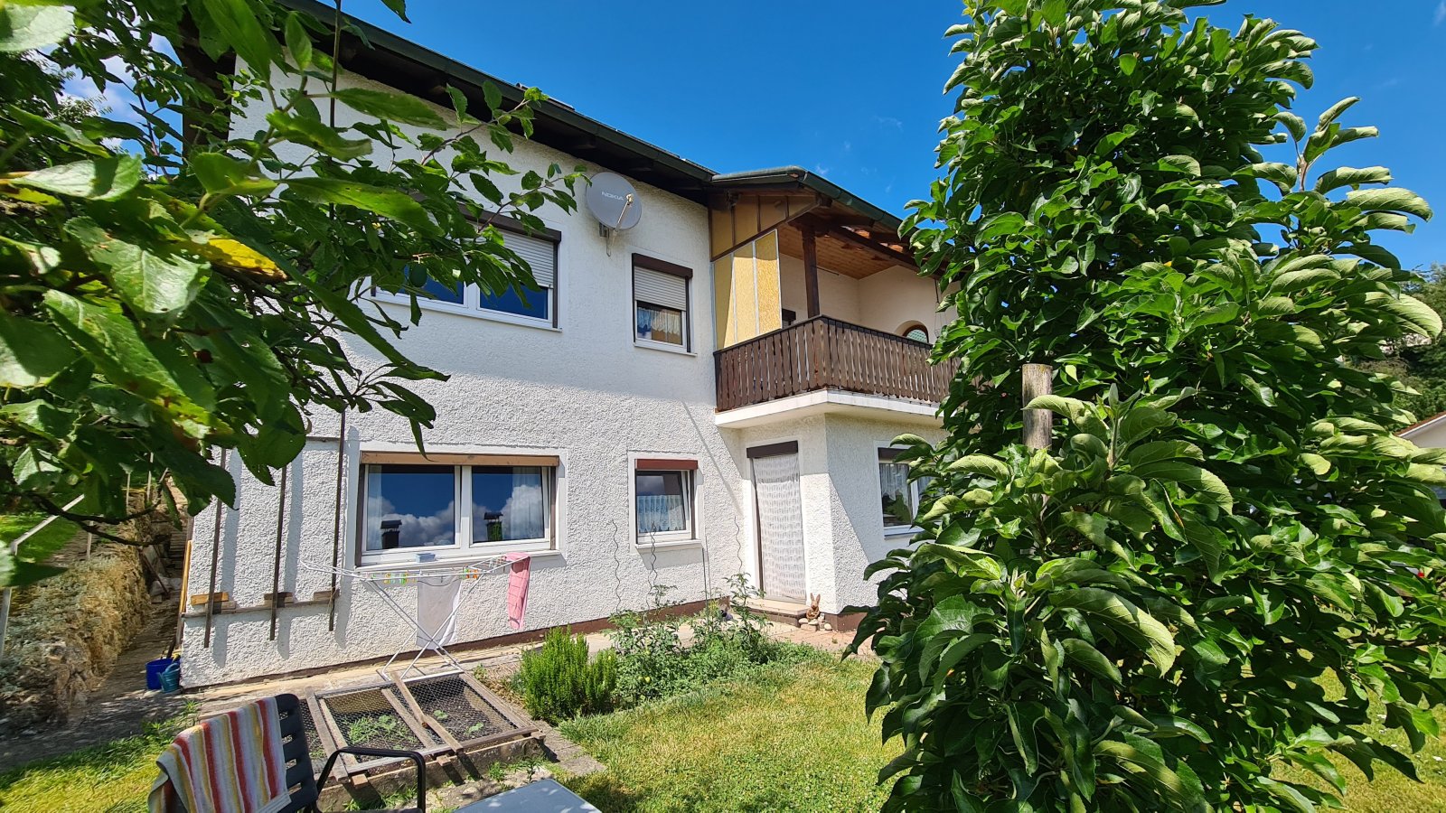 Schönes Stadt-Wohnhaus in Südhanglage