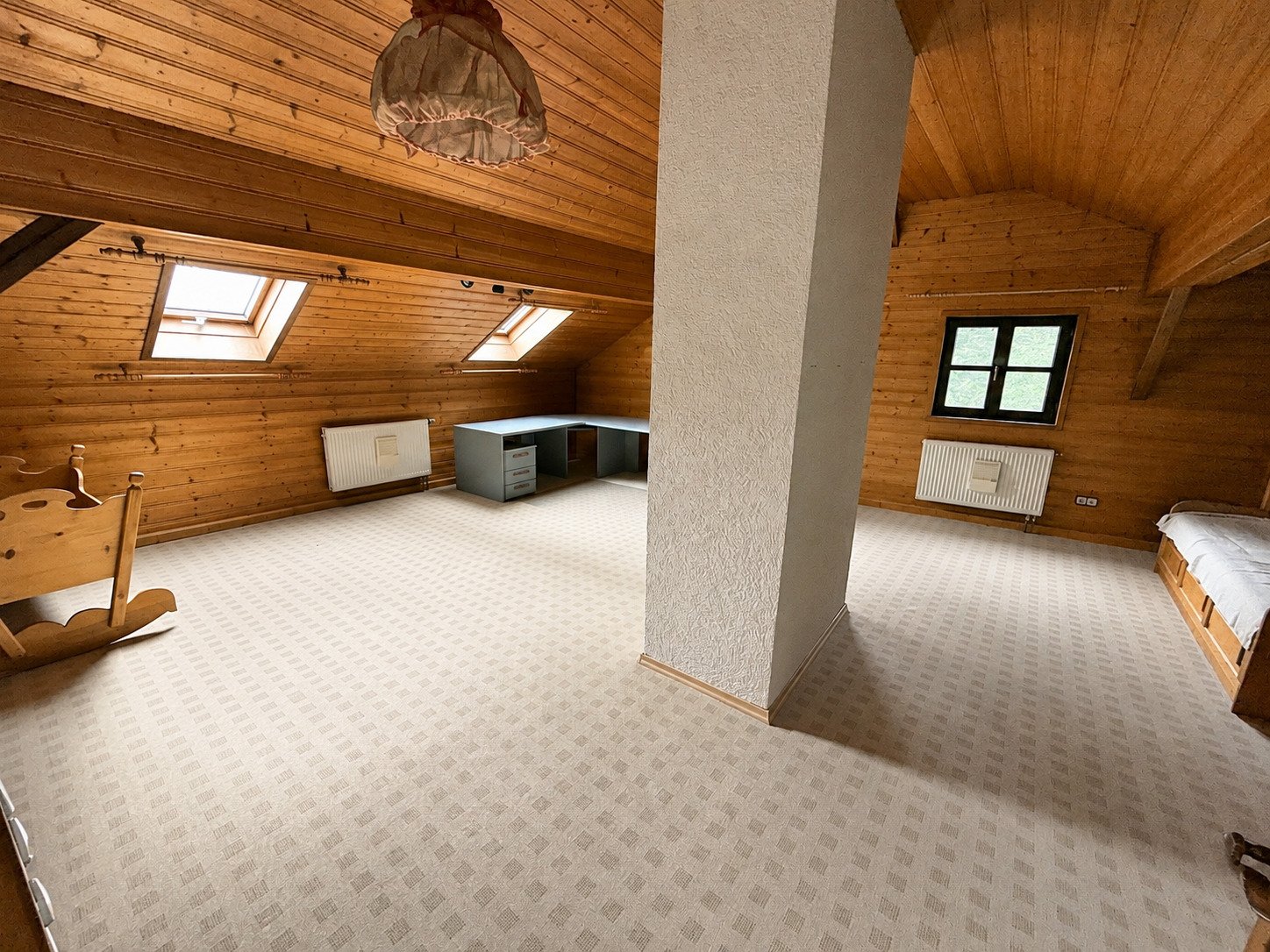 Wunderbares Anwesen mit 2 Nebengebäude / Ortsteil Baumgarten
