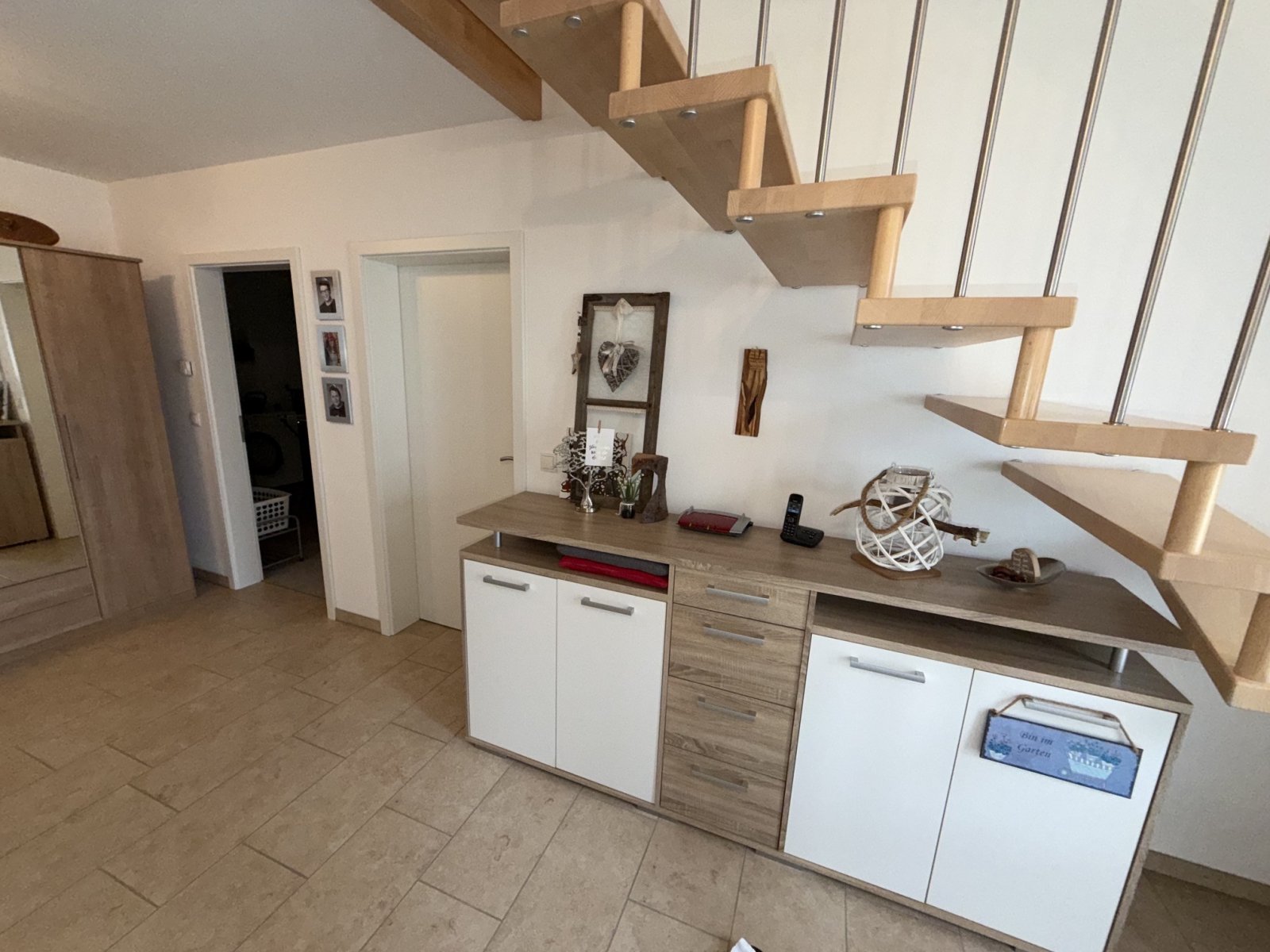 Schickes Wohnhaus in toller Seitenrandlage / Hirschbach