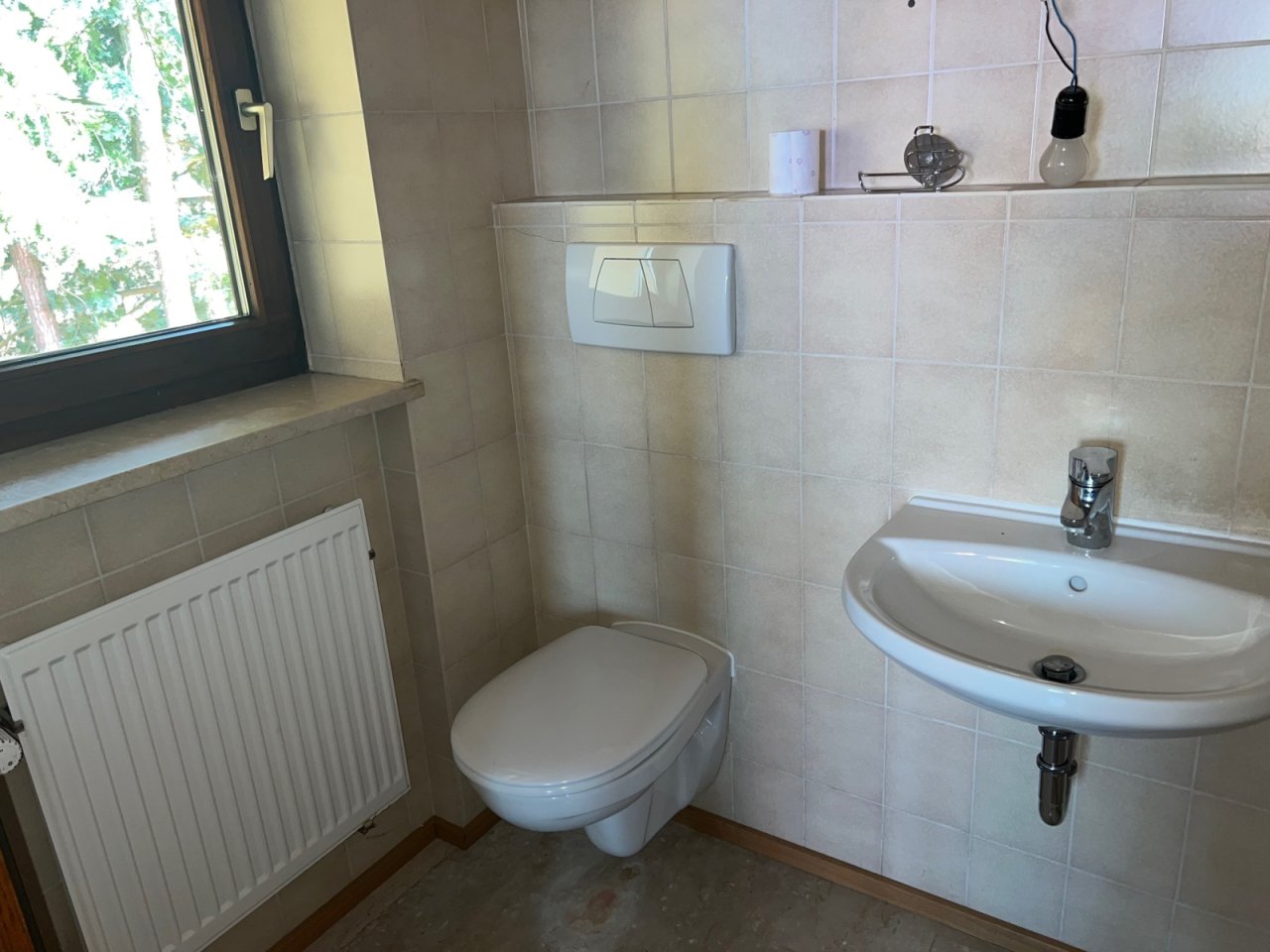 WC WC