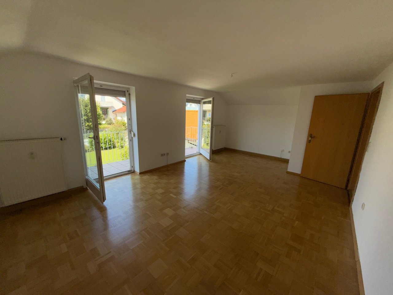 Wohnzimmer / OG.