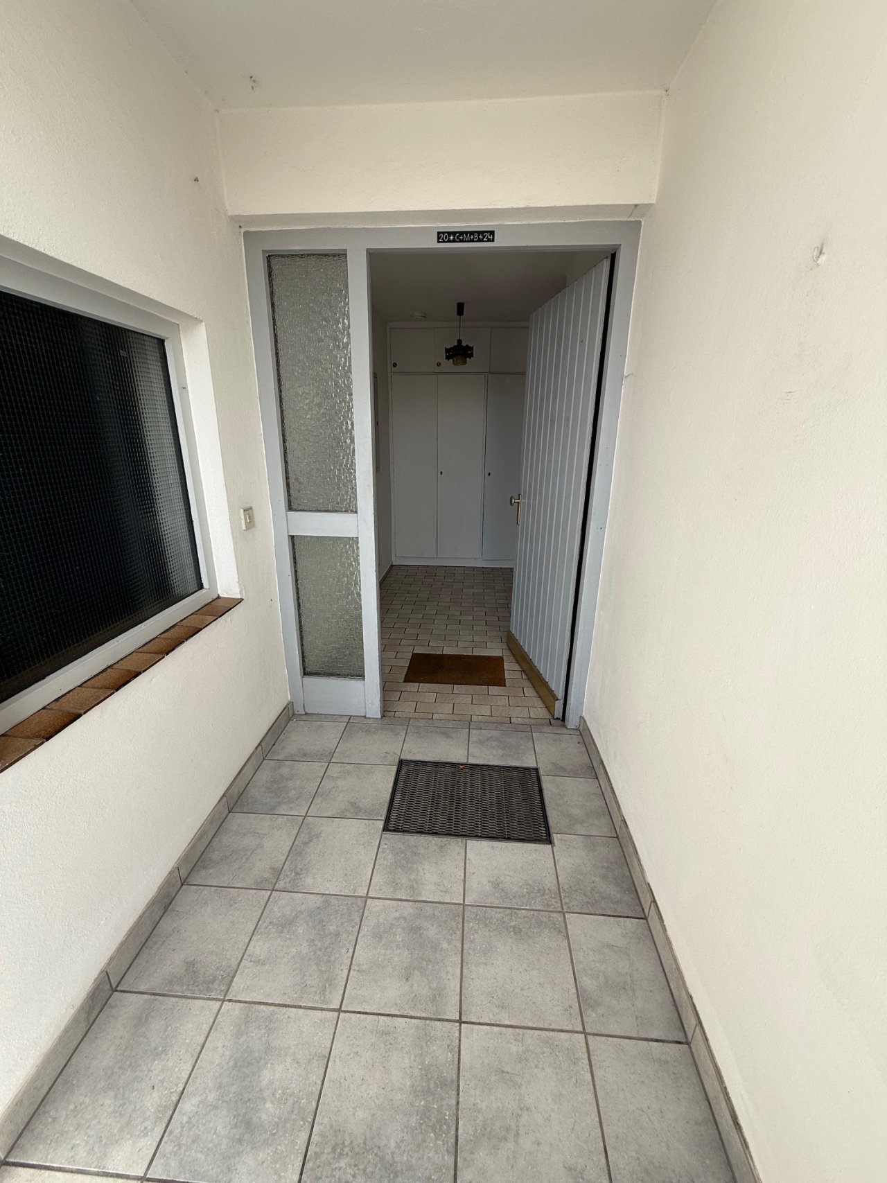 Einzeleingang zur Wohnung