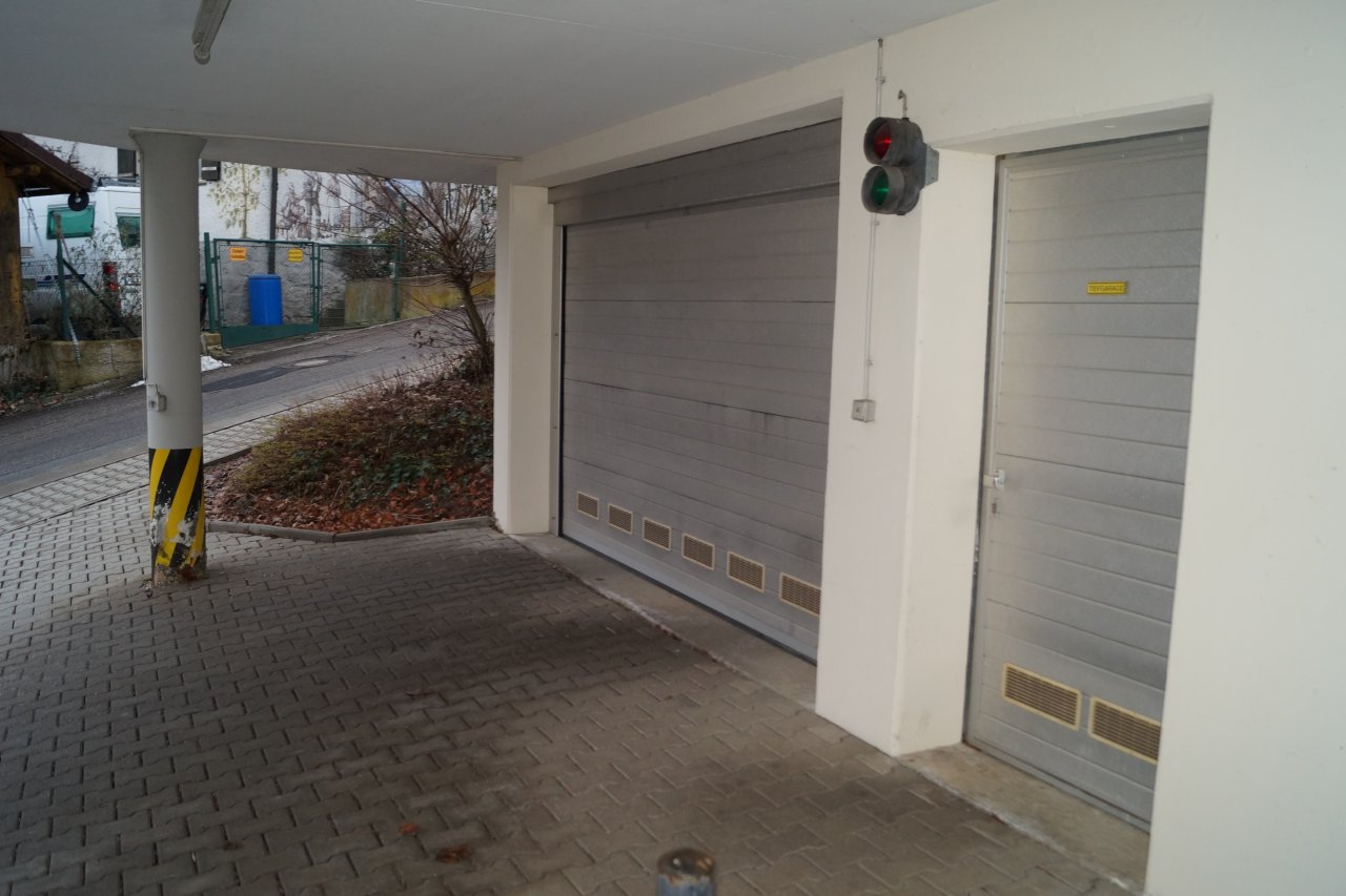 EInfahrt zur Tiefgarage